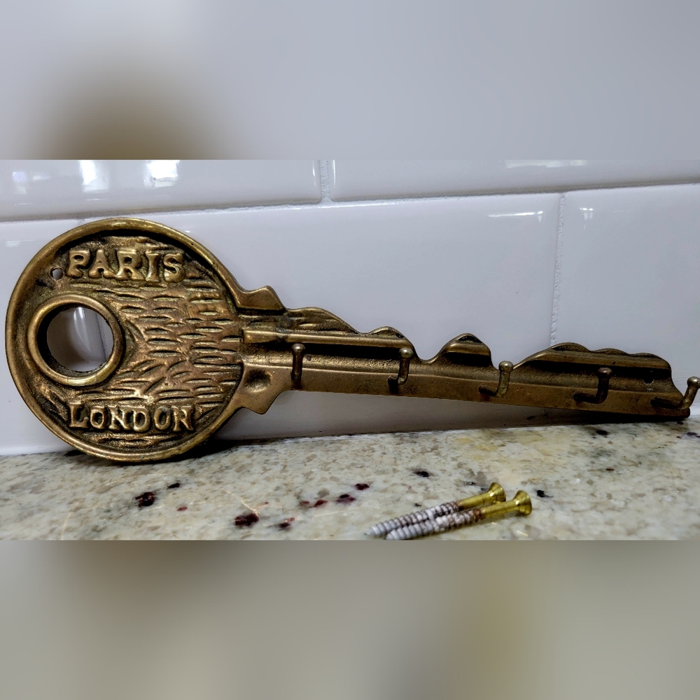 Brass Wall Mount Key Hanger